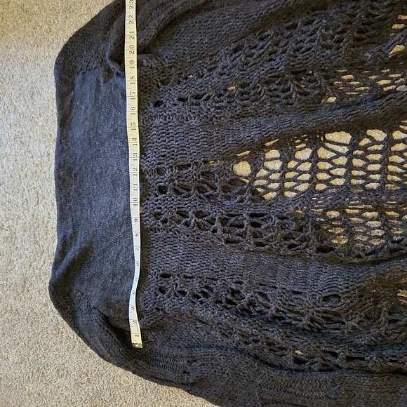 Cardigan/sweater by Willow & Clay - Picture 10 of 12